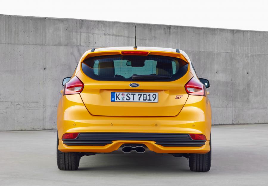  Ford Focus ST 2014 года  (фото 42 из 60)
